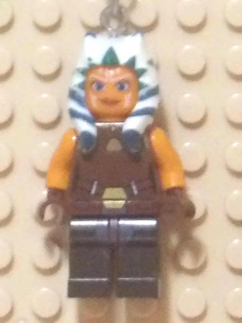 Minifigure Keychain Custom Star Wars Ahsoka Tano 2 Lightsaber Charms New
